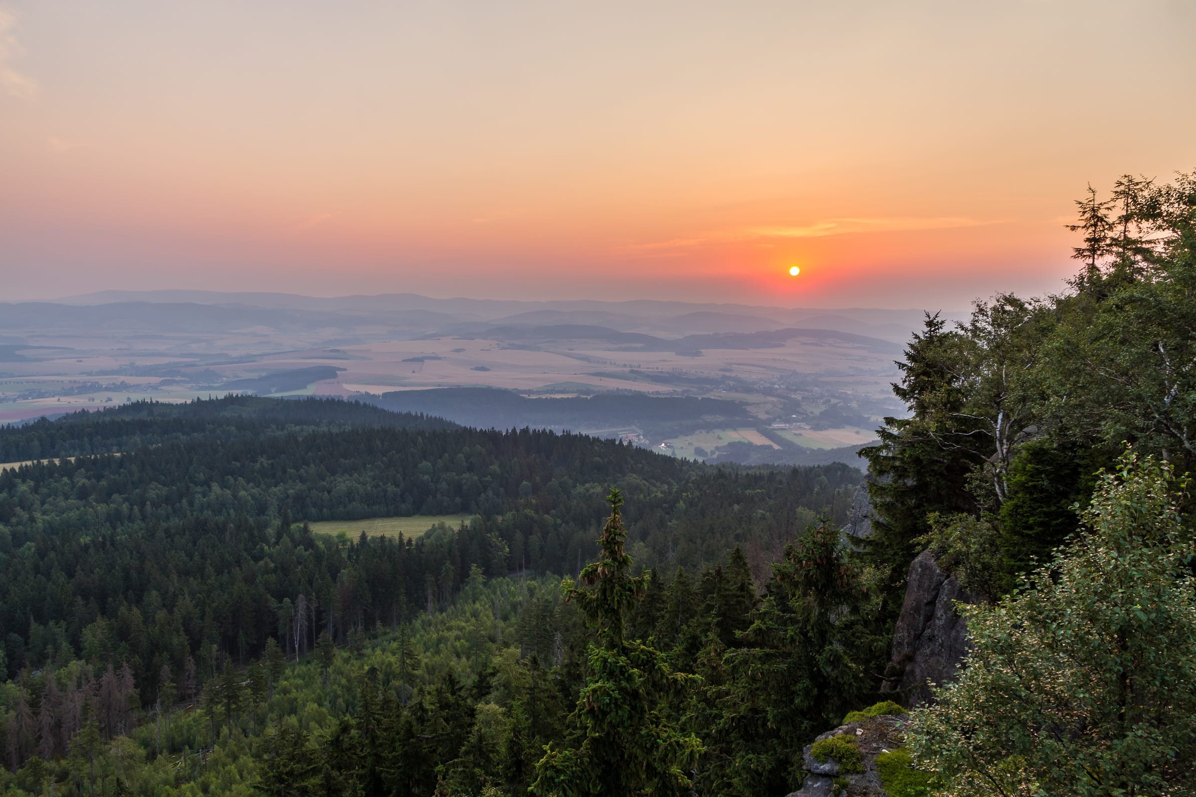 Szczeliniec Wielki: The Rocky Throne hiking route preview